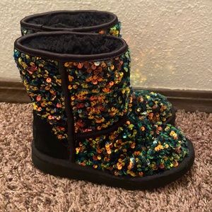 UGG Sequin Kids boots Multicolor Size 13